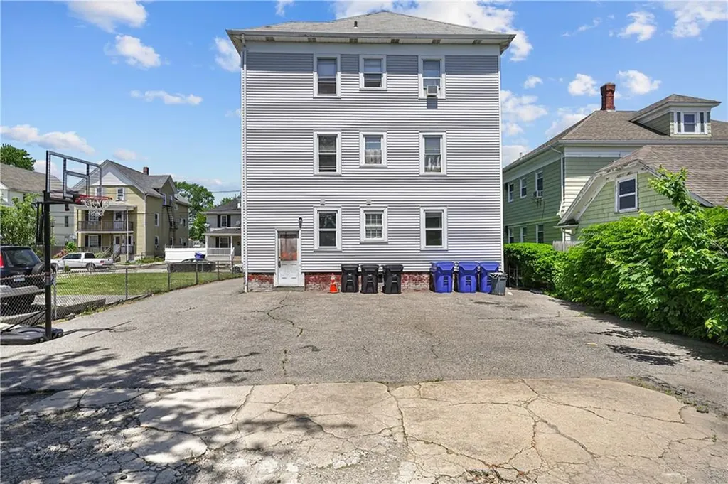 191 Webster Street Pawtucket RI 02861