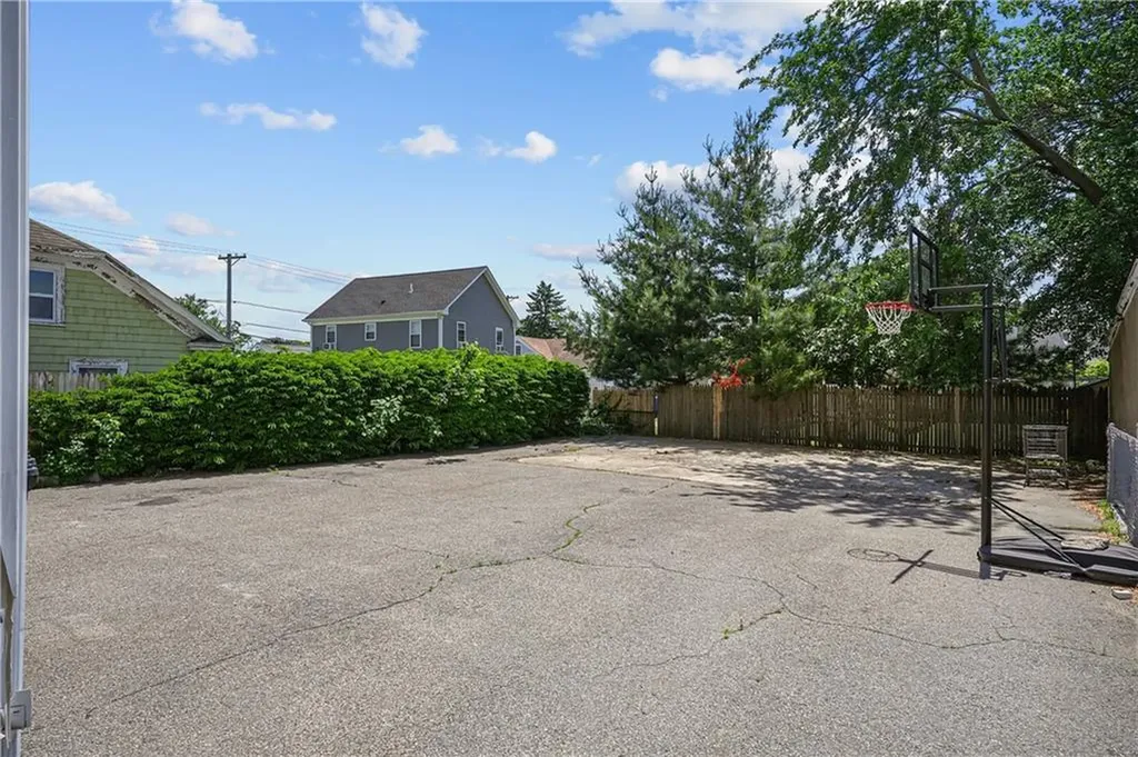 191 Webster Street Pawtucket RI 02861