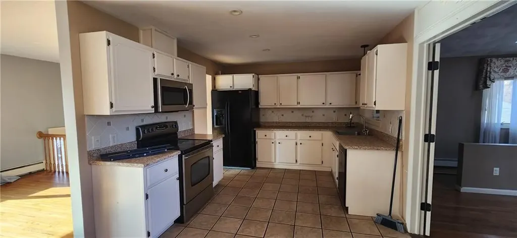 125 Tallman Avenue Cranston RI 02910