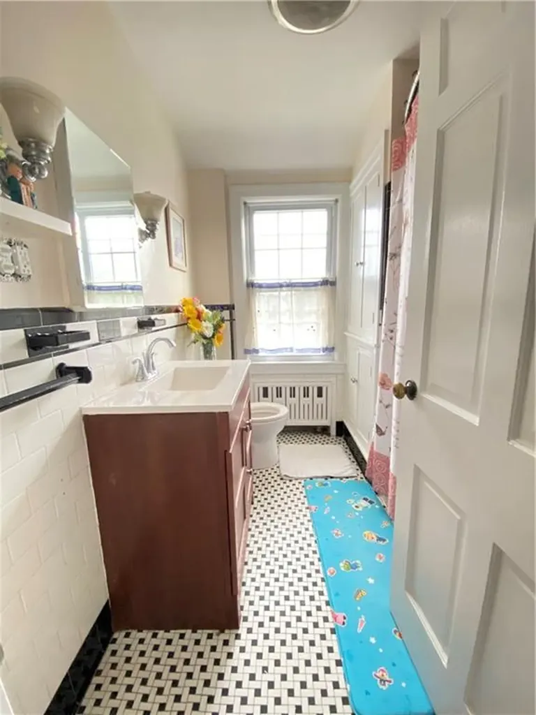80 Forest Avenue Cranston RI 02910