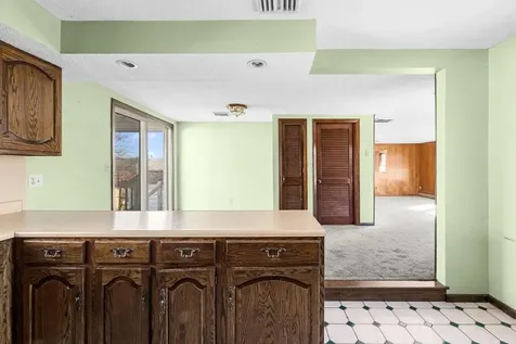 24 Hudson Street Tiverton RI 02878