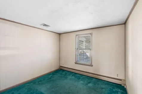 24 Hudson Street Tiverton RI 02878