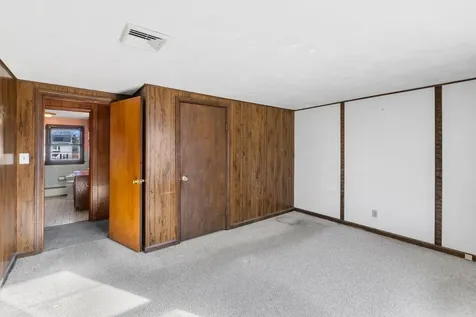 24 Hudson Street Tiverton RI 02878