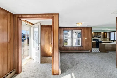 24 Hudson Street Tiverton RI 02878