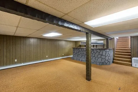 24 Hudson Street Tiverton RI 02878