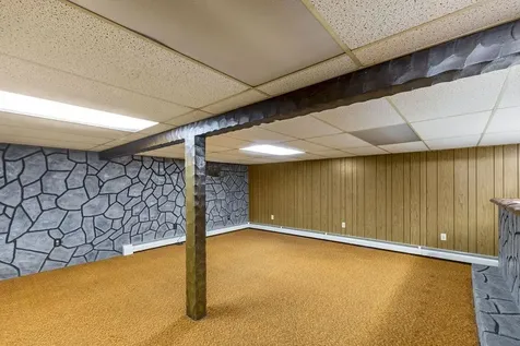 24 Hudson Street Tiverton RI 02878