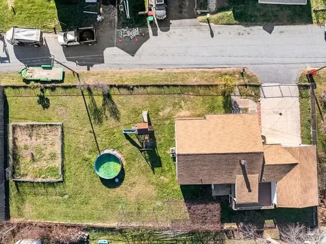 24 Hudson Street Tiverton RI 02878