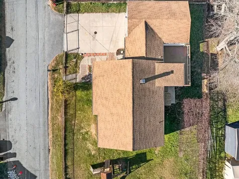 24 Hudson Street Tiverton RI 02878