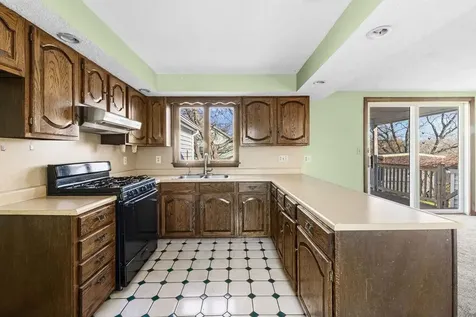 24 Hudson Street Tiverton RI 02878