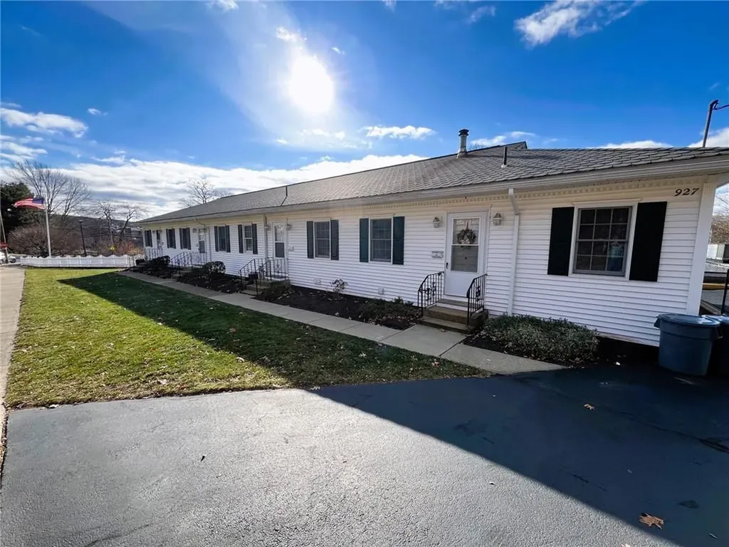 927 Elm Street Woonsocket RI 02895