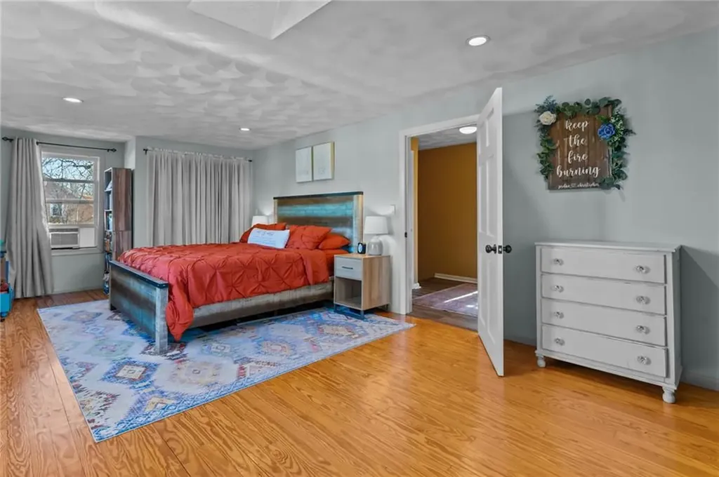 20 Birch Street Warwick RI 02888