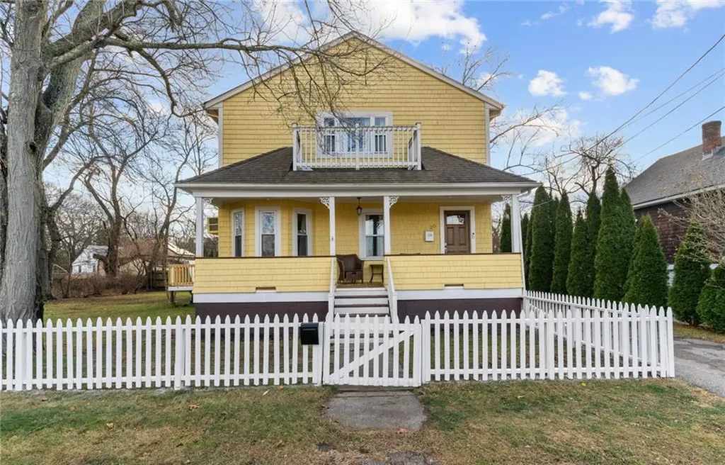 20 Birch Street Warwick RI 02888