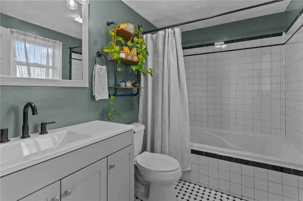 20 Birch Street Warwick RI 02888