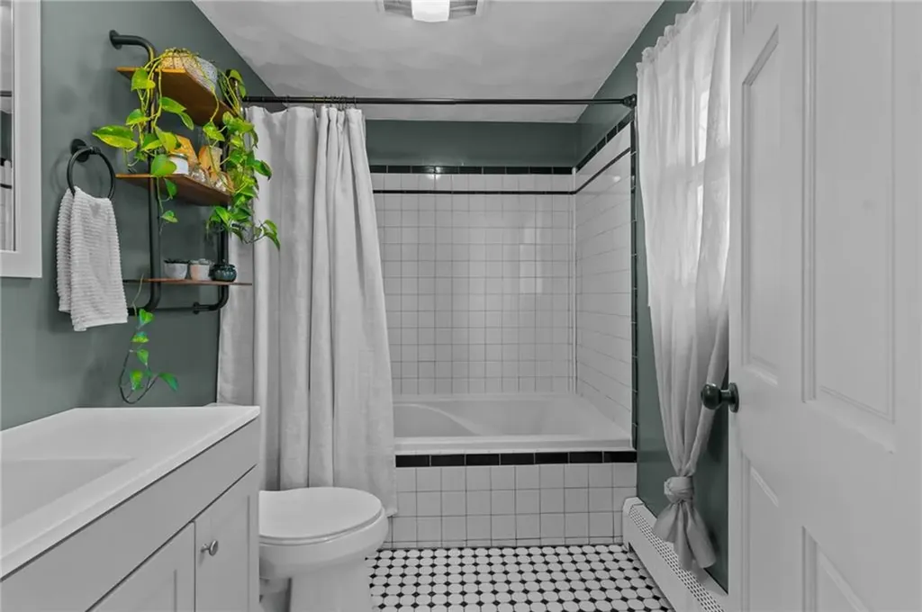 20 Birch Street Warwick RI 02888