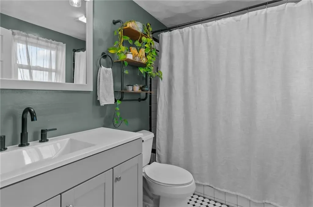 20 Birch Street Warwick RI 02888