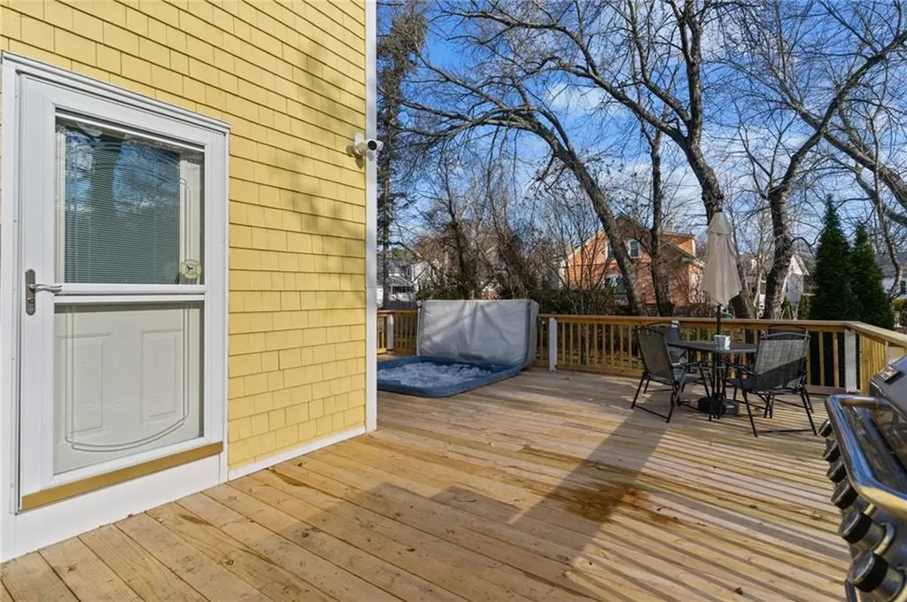 20 Birch Street Warwick RI 02888