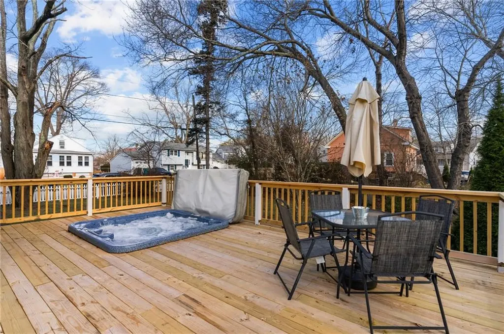 20 Birch Street Warwick RI 02888
