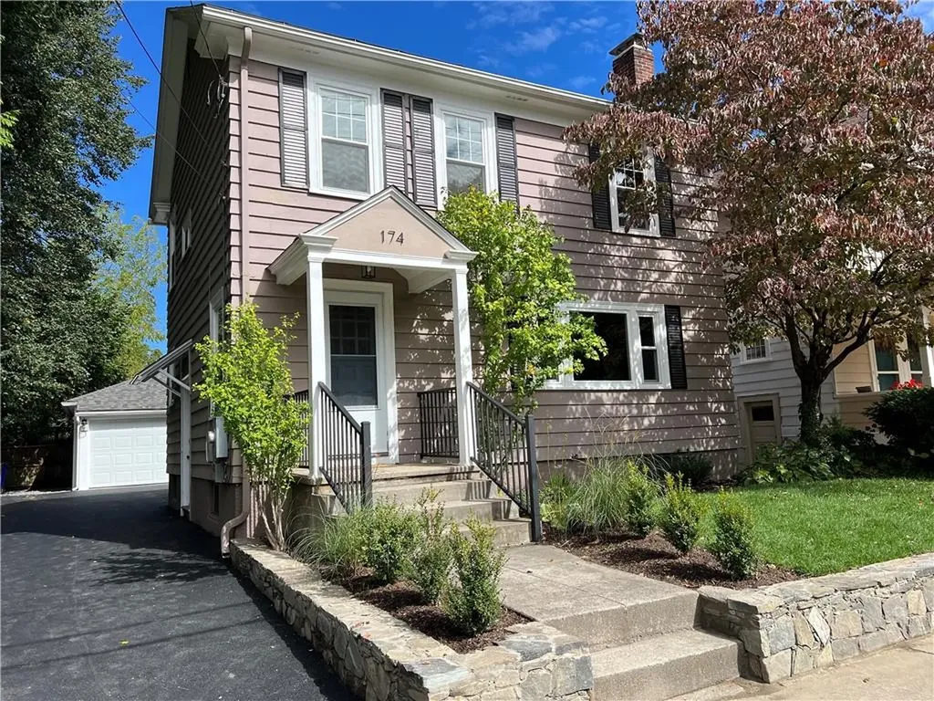 174 Sessions Street Providence RI 02906