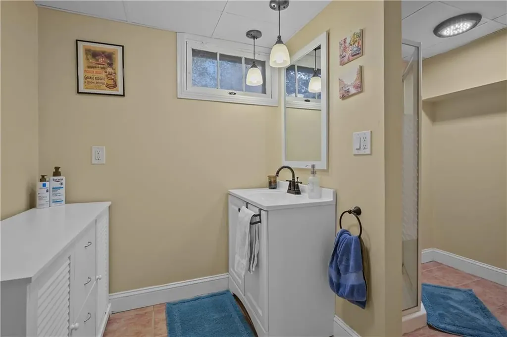 68 Dean Avenue Smithfield RI 02917