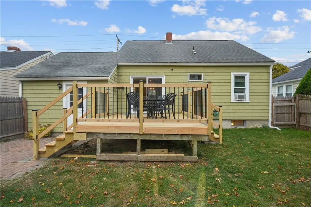68 Dean Avenue Smithfield RI 02917