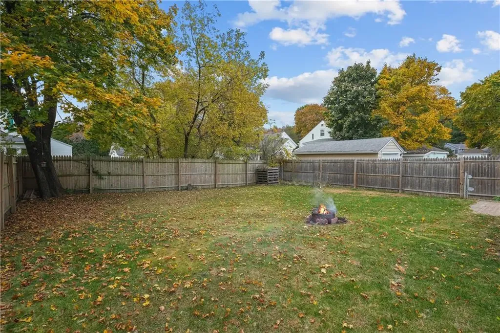 68 Dean Avenue Smithfield RI 02917