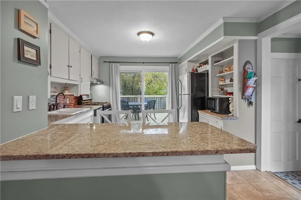 68 Dean Avenue Smithfield RI 02917