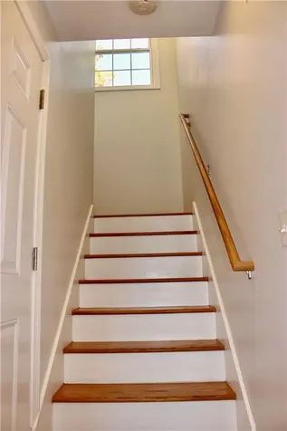 20 Saint Claire Avenue Warwick RI 02889