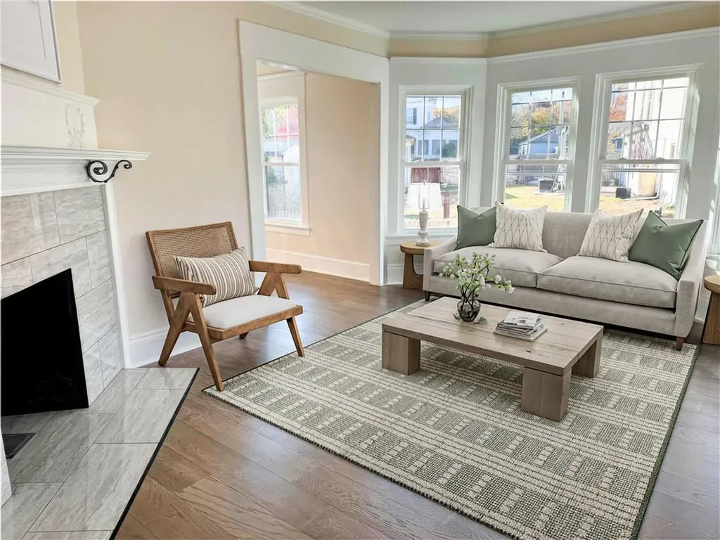 84 Maple Avenue West Warwick RI 02893