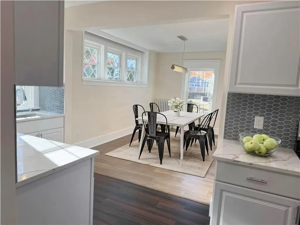 84 Maple Avenue West Warwick RI 02893