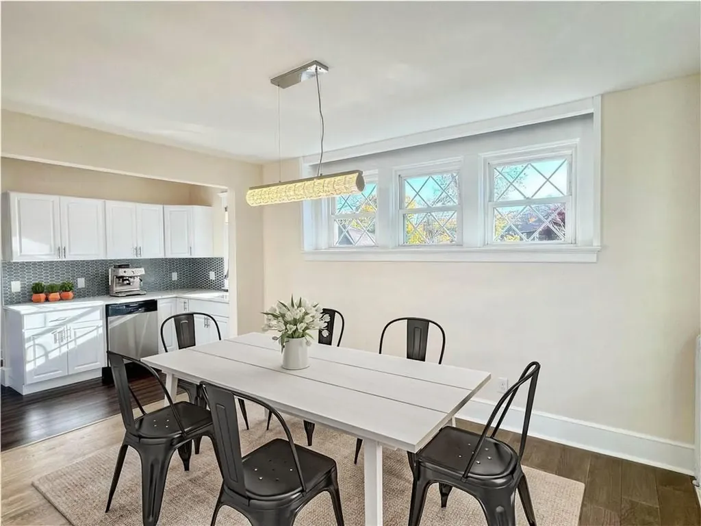 84 Maple Avenue West Warwick RI 02893
