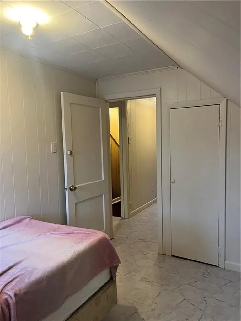 176 Horse Neck Road Warwick RI 02889