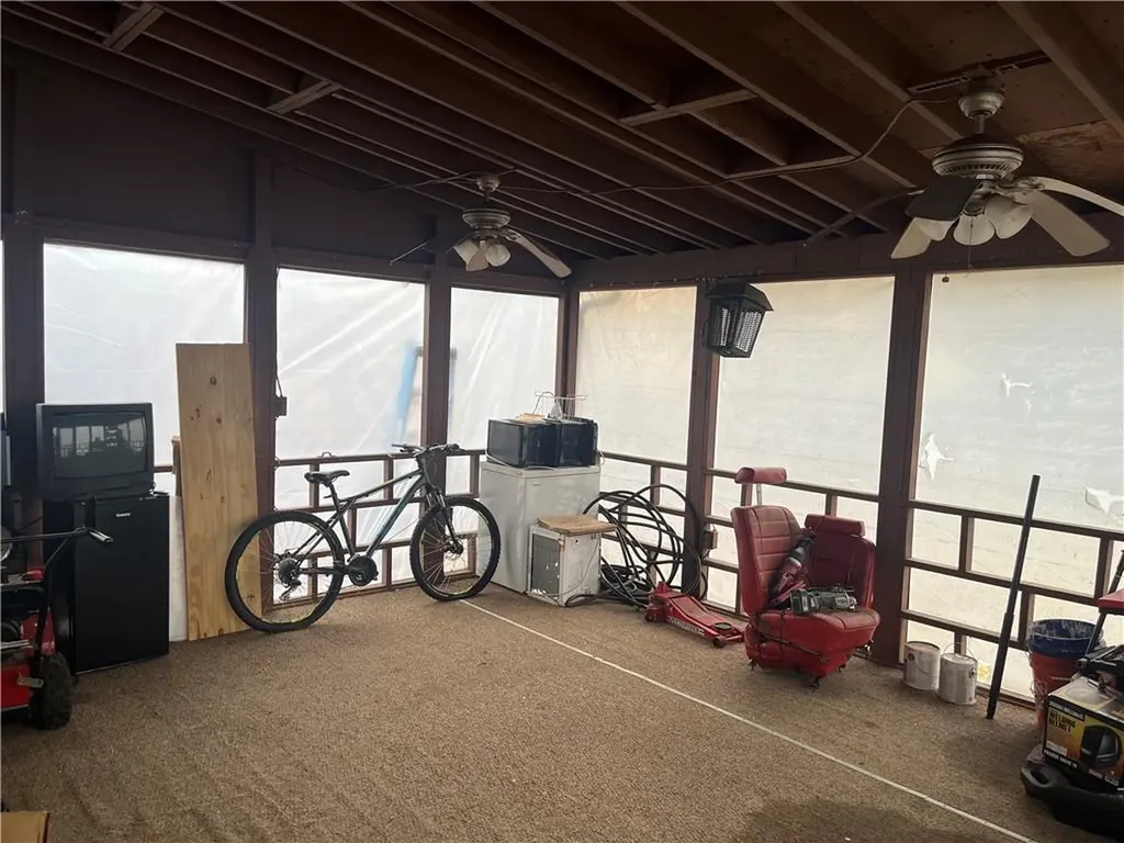 176 Horse Neck Road Warwick RI 02889