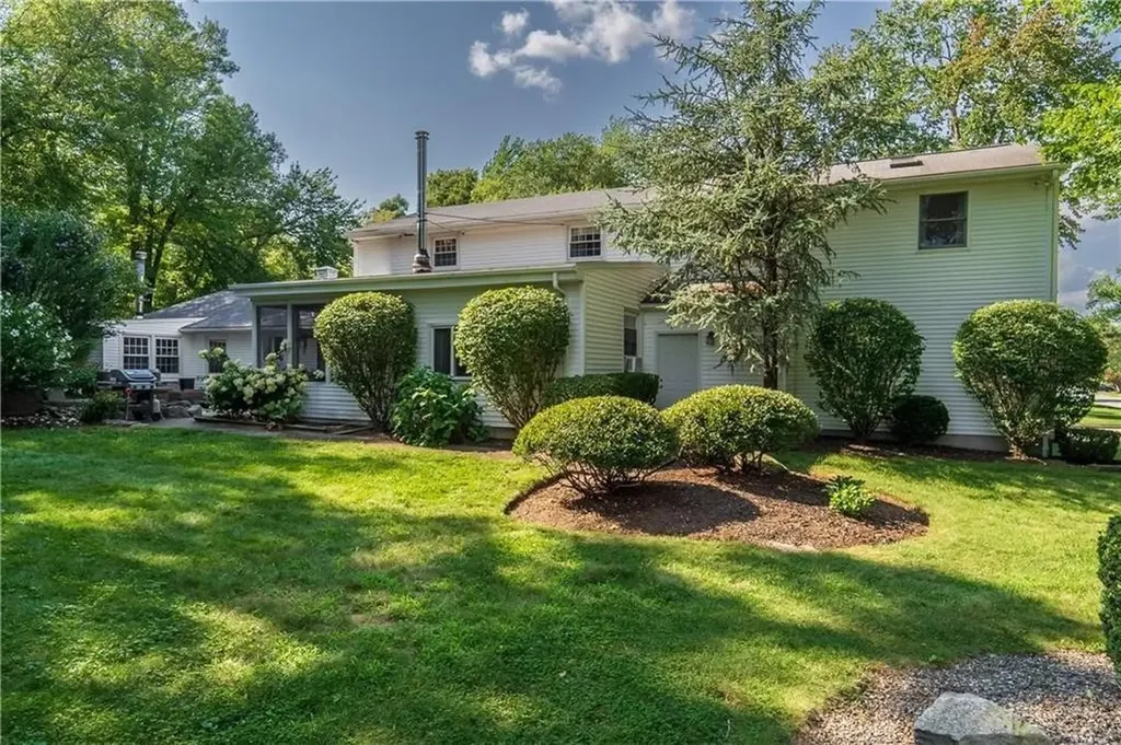 94 Carriage Drive Lincoln RI 02865
