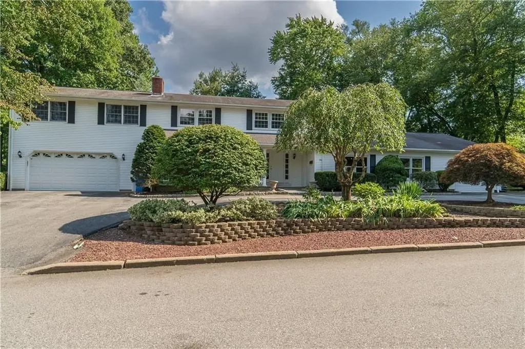 94 Carriage Drive Lincoln RI 02865