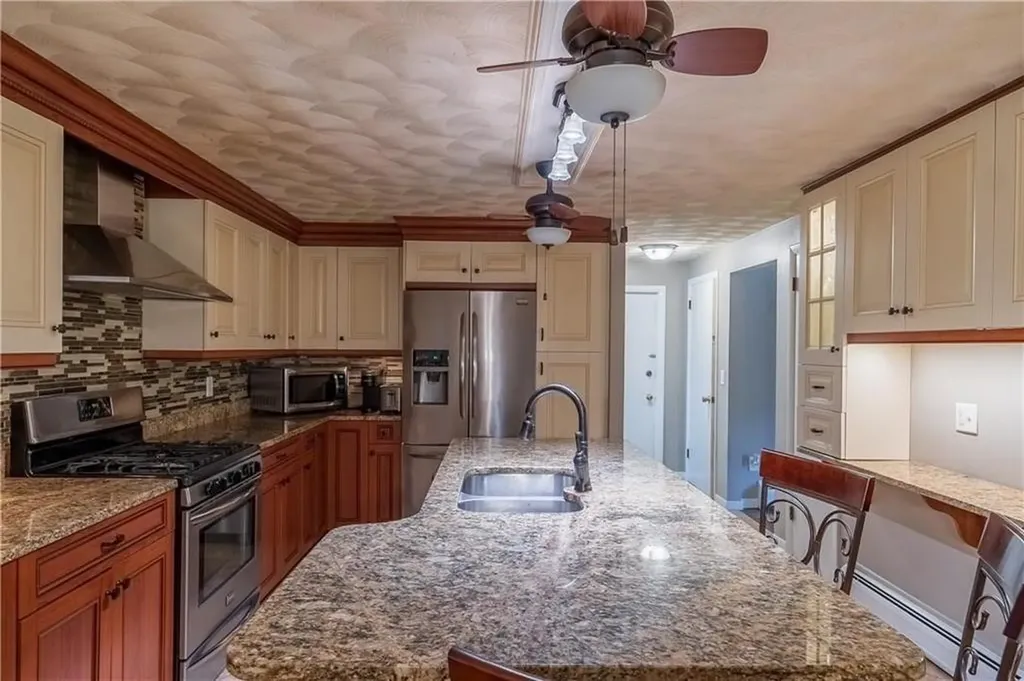 94 Carriage Drive Lincoln RI 02865