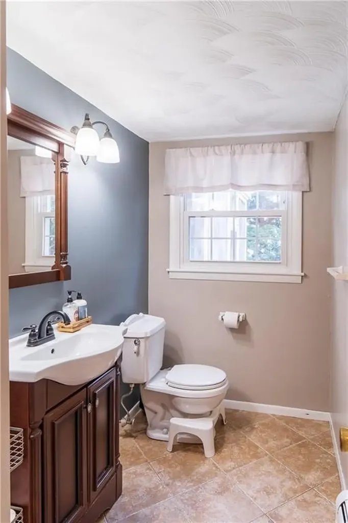 94 Carriage Drive Lincoln RI 02865