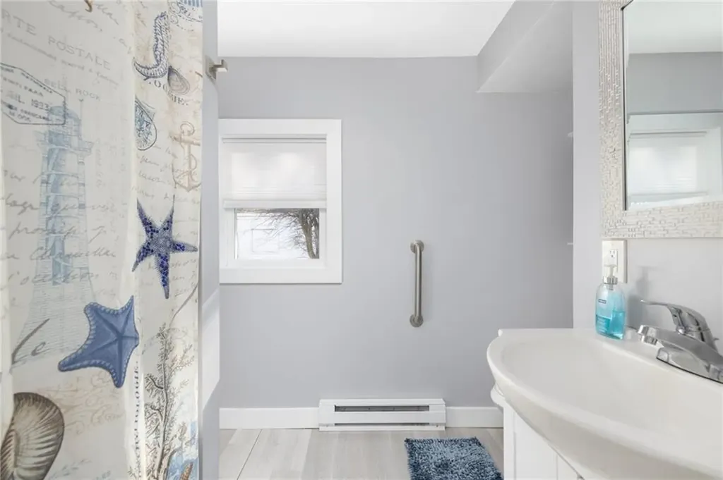 217 Namquid Drive Warwick RI 02888