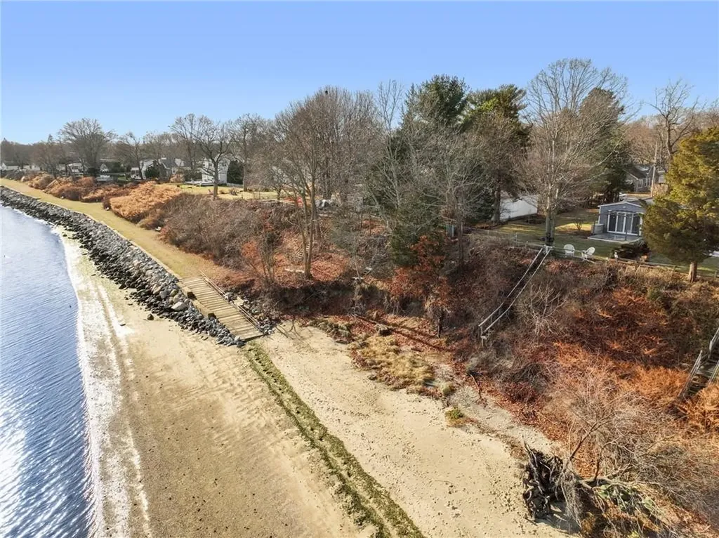 217 Namquid Drive Warwick RI 02888