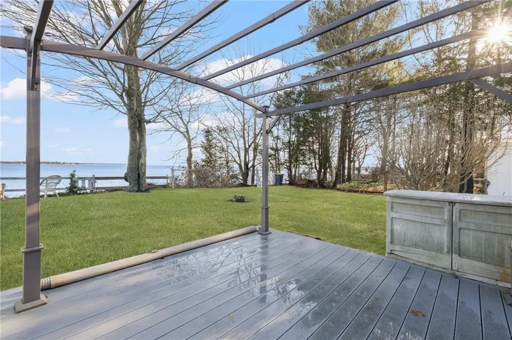 217 Namquid Drive Warwick RI 02888
