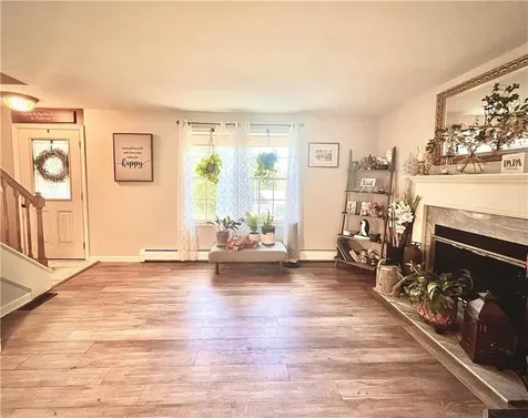 154 Lynne Lane Burrillville RI 02839