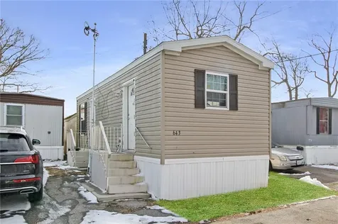 643 Forest Park Avenue Middletown RI 02842