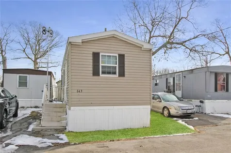 643 Forest Park Avenue Middletown RI 02842