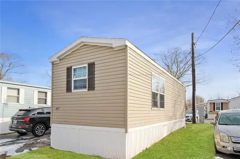 643 Forest Park Avenue Middletown RI 02842