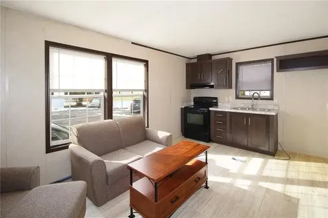 643 Forest Park Avenue Middletown RI 02842