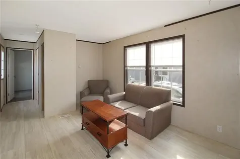 643 Forest Park Avenue Middletown RI 02842