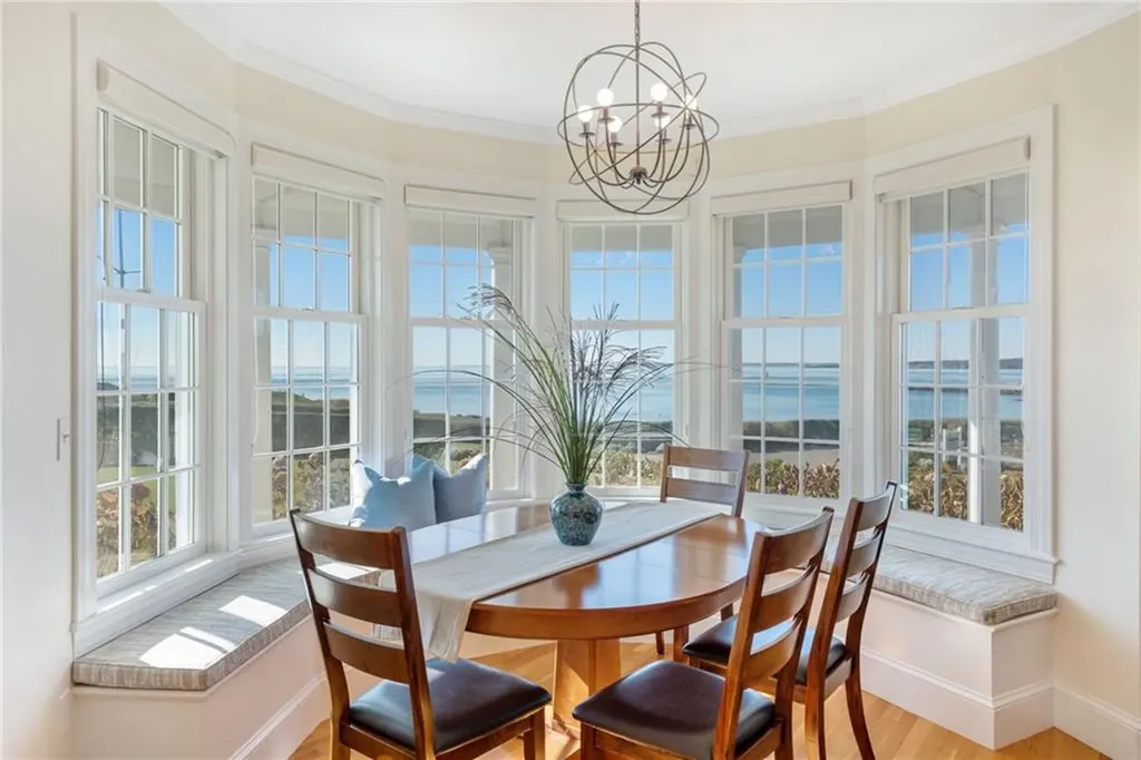 591 Ocean Avenue Newport RI 02840