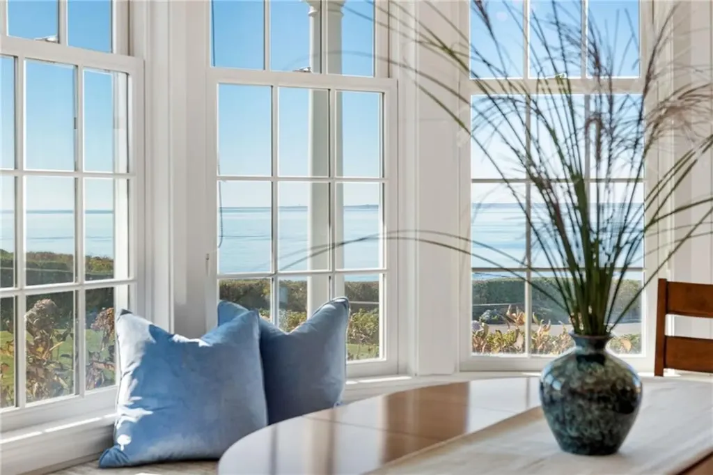 591 Ocean Avenue Newport RI 02840