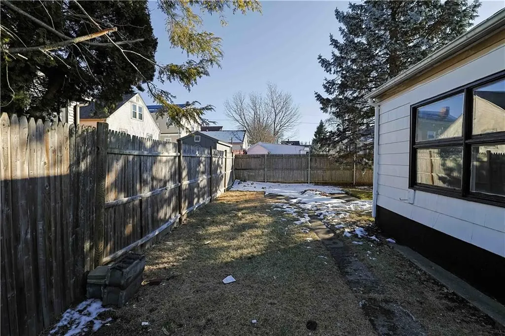 107 Standish Avenue Providence RI 02909