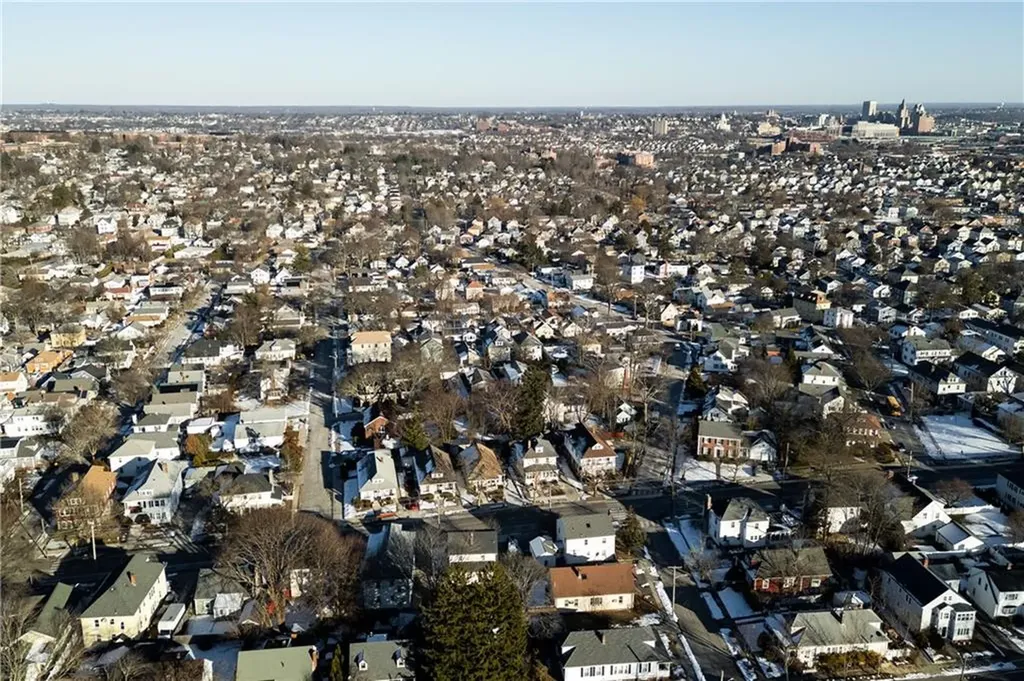 107 Standish Avenue Providence RI 02909