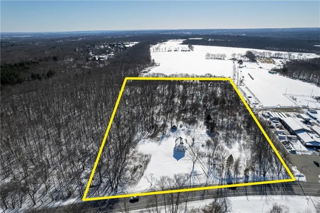 2202 Scituate Avenue Cranston RI 02921